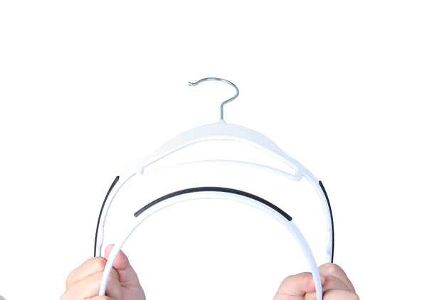 Amazon best finnhomy heavy duty 50 pack plastic hangers durable clothes hangers with non slip pads space saving organizer for bedroom closet great for shirts pants white